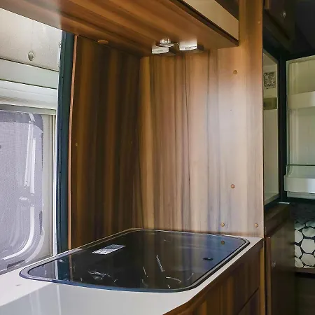 Caravans 2 Rent